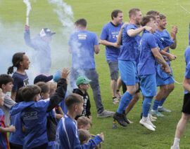 SV Weikersdorf: Wir sind Meister!