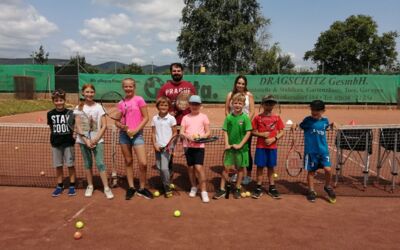 20.7. Tennis Schnupperstunde mit Tennistrainer „ Socke“ Dominik Strümpf.